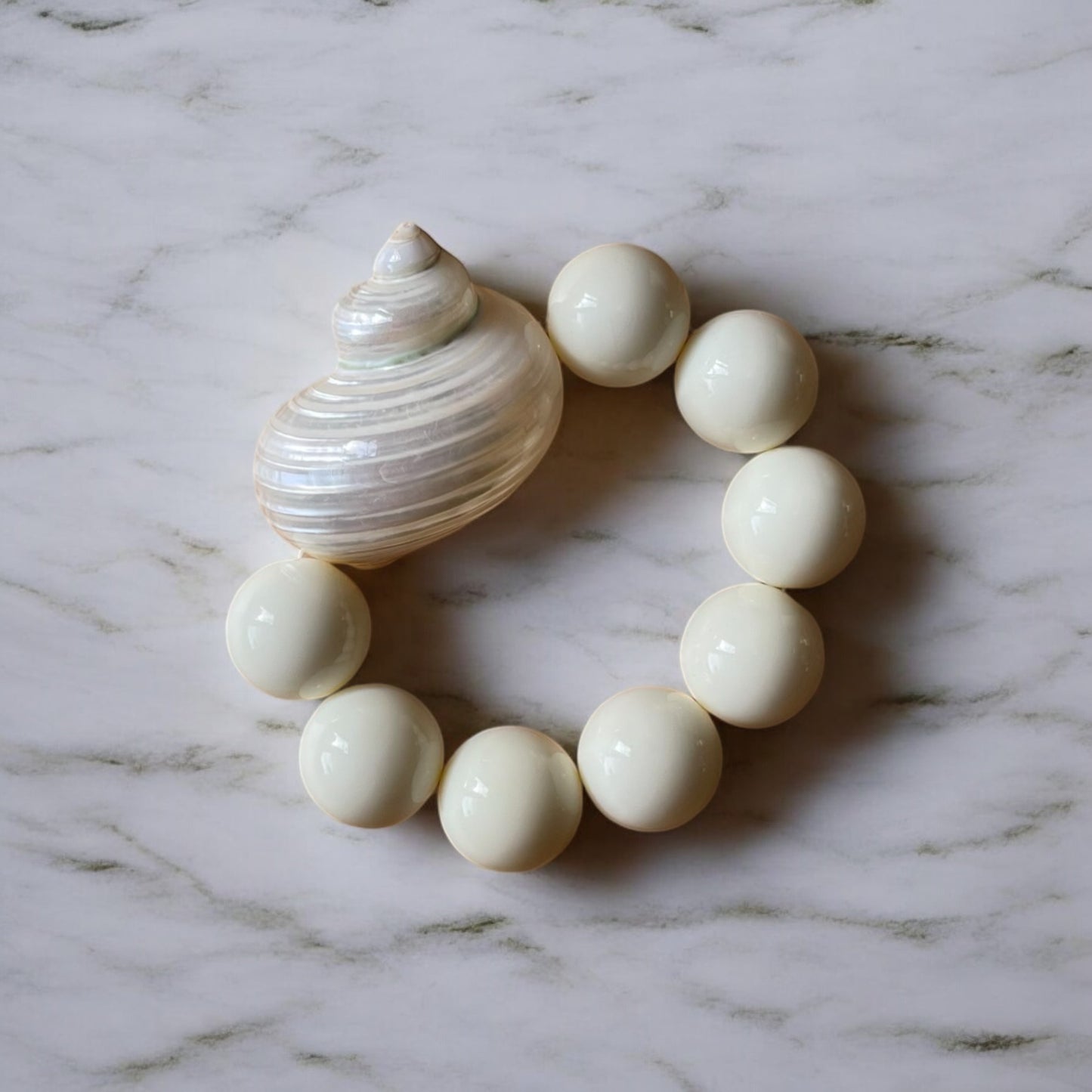 CREAM BISQUE BRACELET